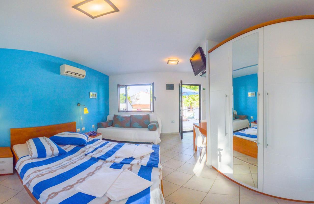 וויס The Sea House Apartments מראה חיצוני תמונה